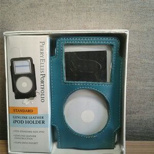 Perry Ellis Ipod Holder